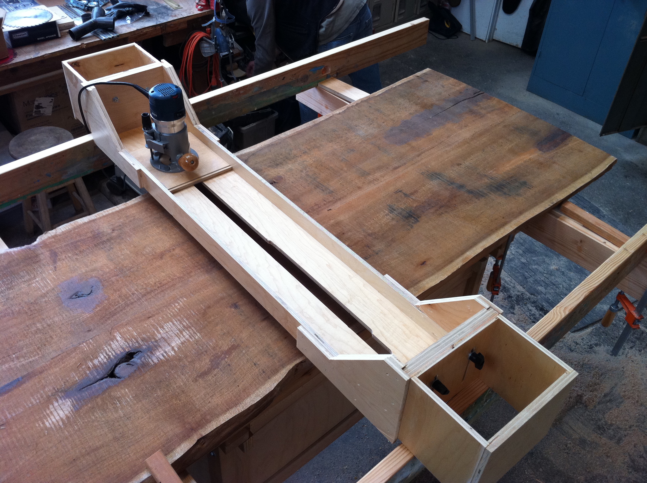 Slab Wood Router Jig for Flattening